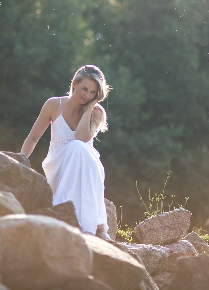 whitedress