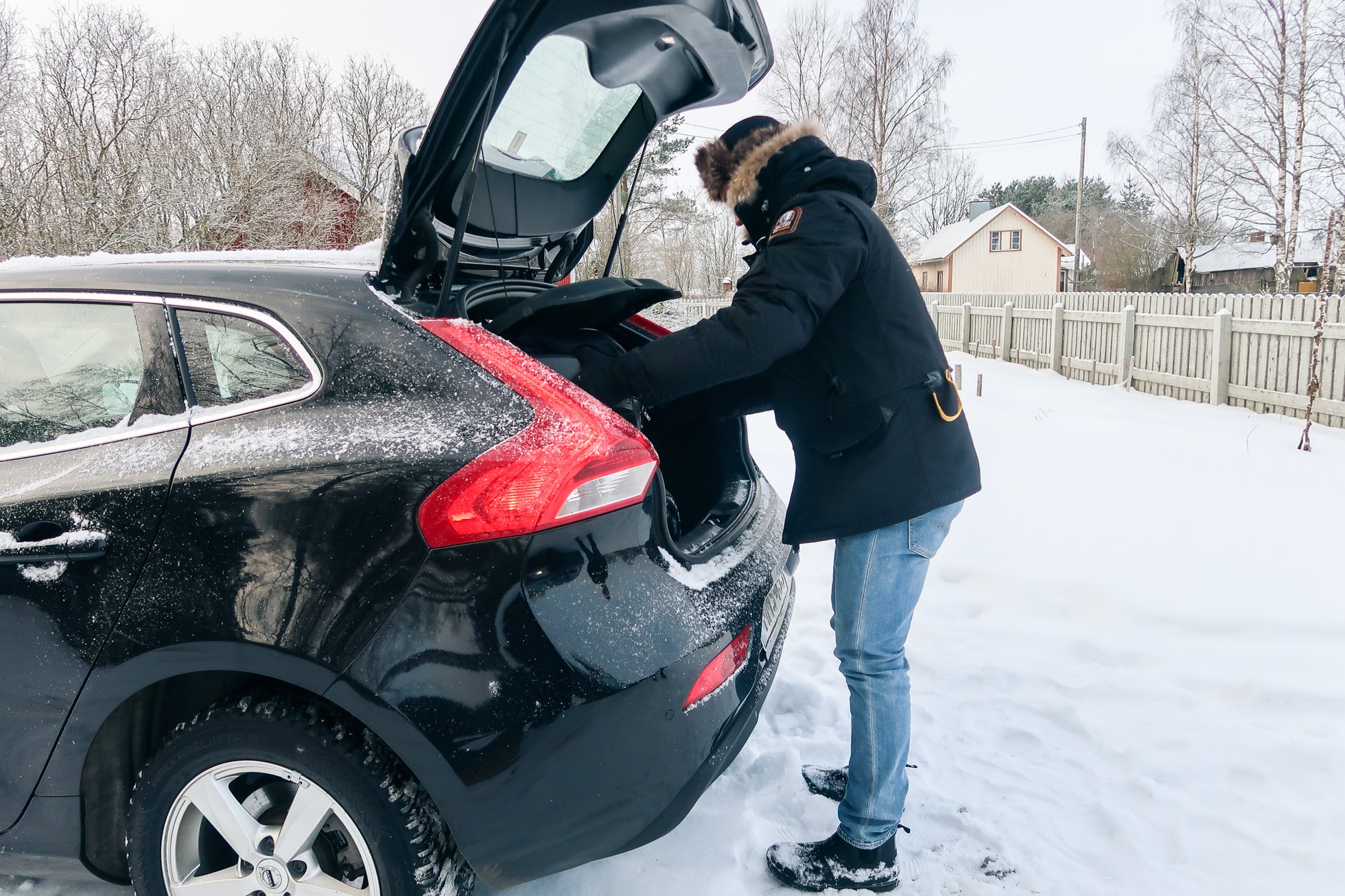 Oma auto vs vuokra-auto