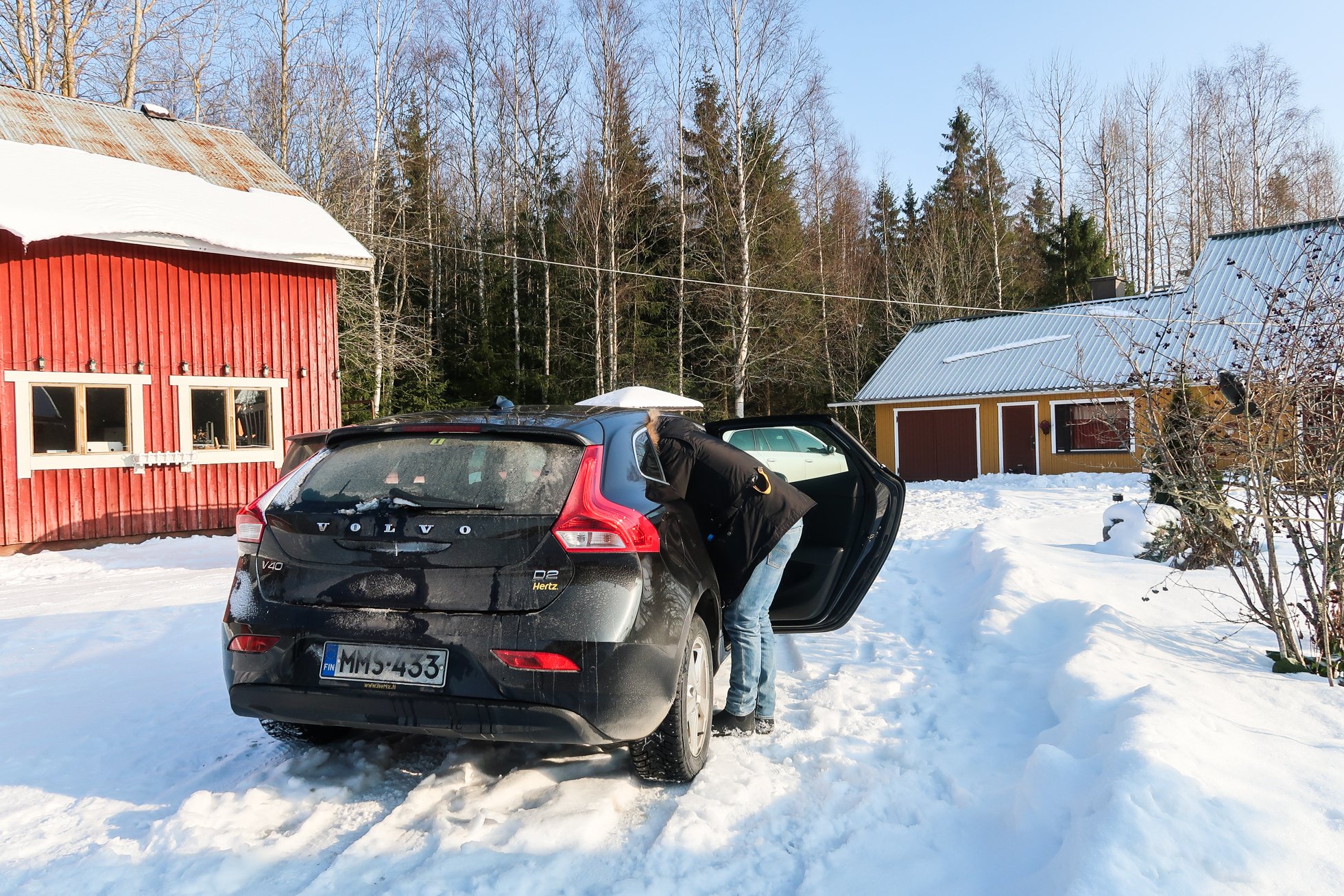 Oma auto vs vuokra-auto