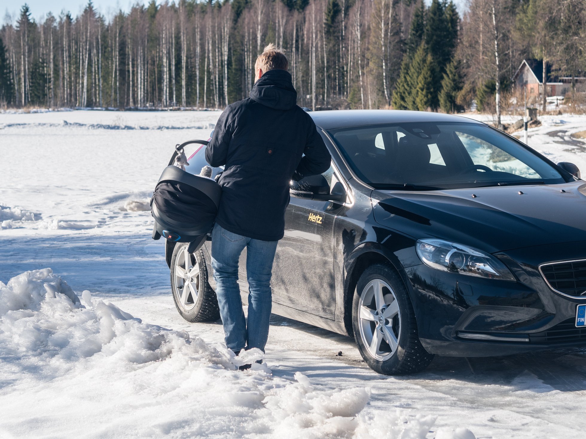 Oma auto vs vuokra-auto