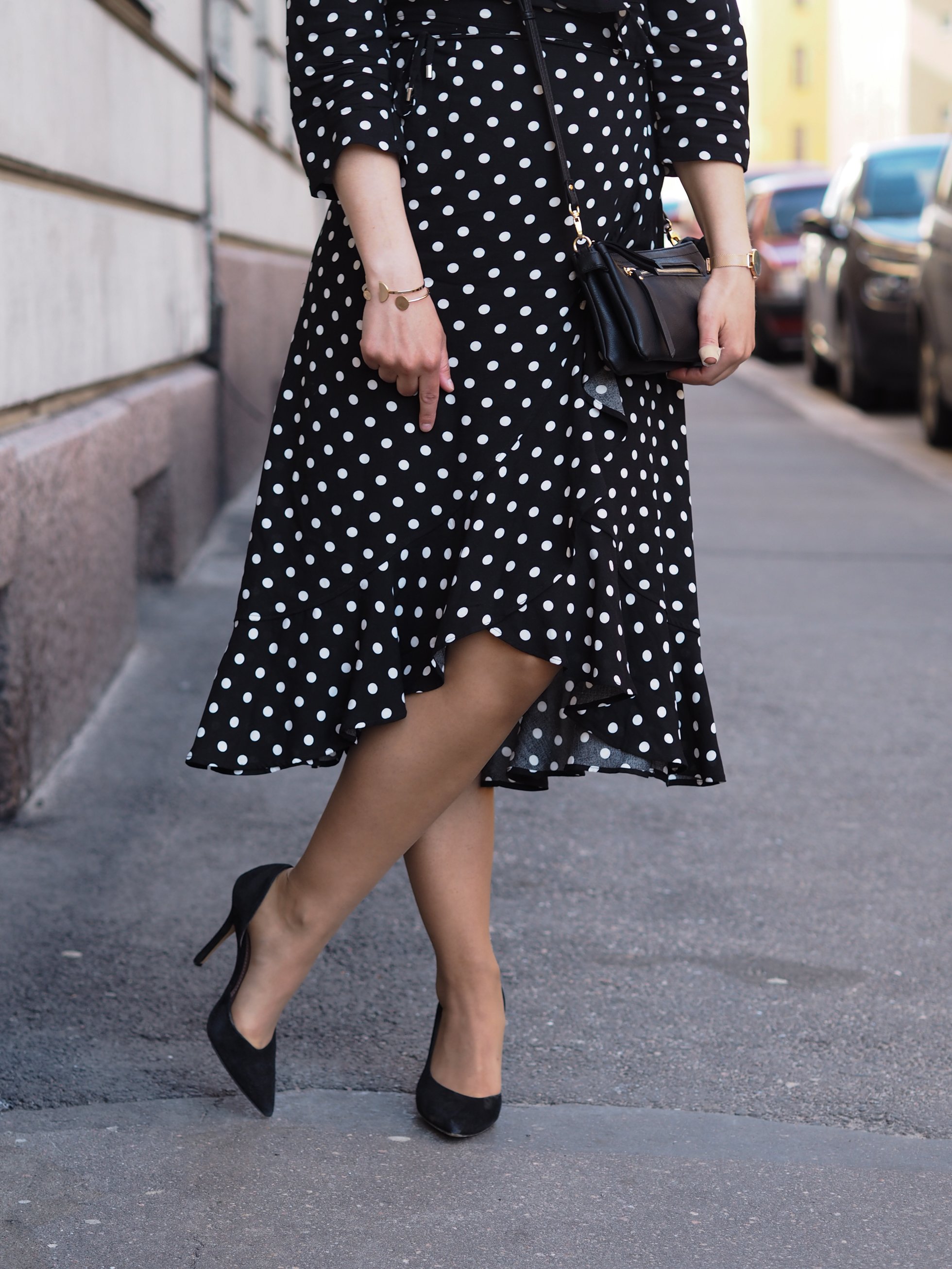 Polka dot dress @monavisuri