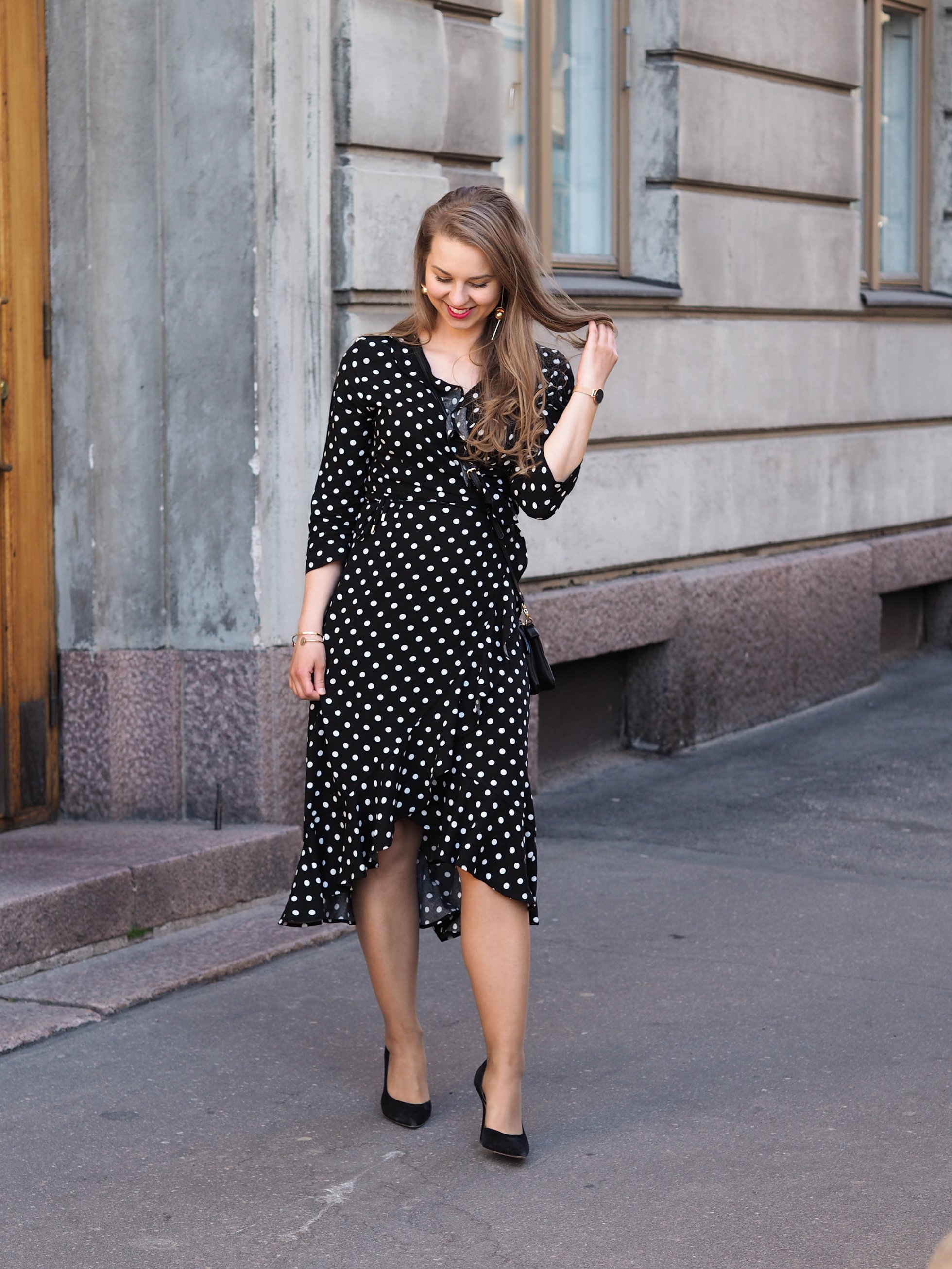 Polka dot dress @monavisuri